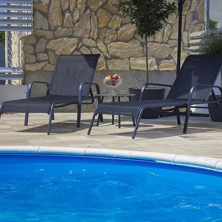Bozica With Pool Apartmán Vodice