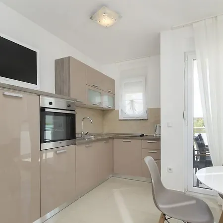 Apartmán Bozica With Pool Vodice